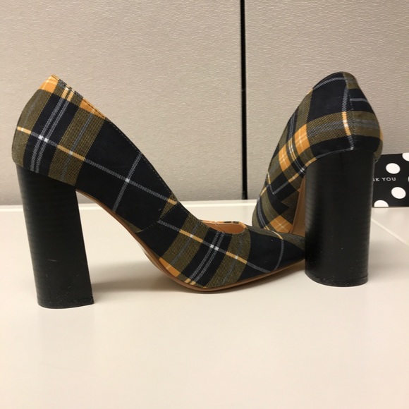 Plaid Block Heels - Picture 5 of 6